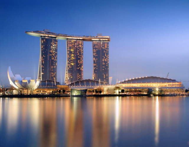 10-Expensive-Things To-Do-In-Singapore-that-you-can't-miss-Marina-Bay-Sands