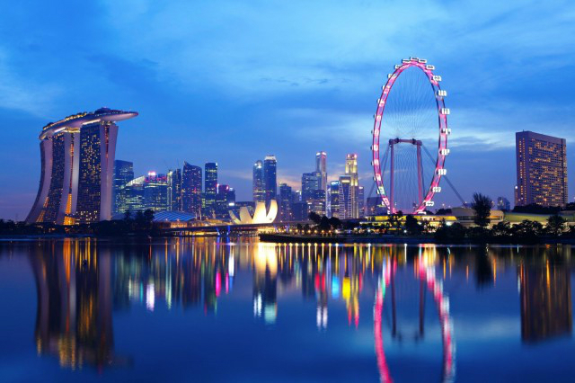10-Expensive-Things To-Do-In-Singapore-that-you-can't-miss-singapore-flyer