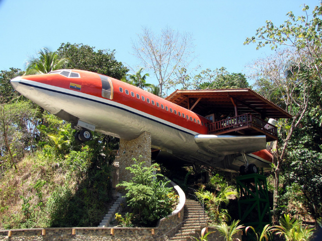 TOP-Breathtaking-Places-You-Won't-Believe-Exist-An-Airplane-Hotel-Costa-Rica