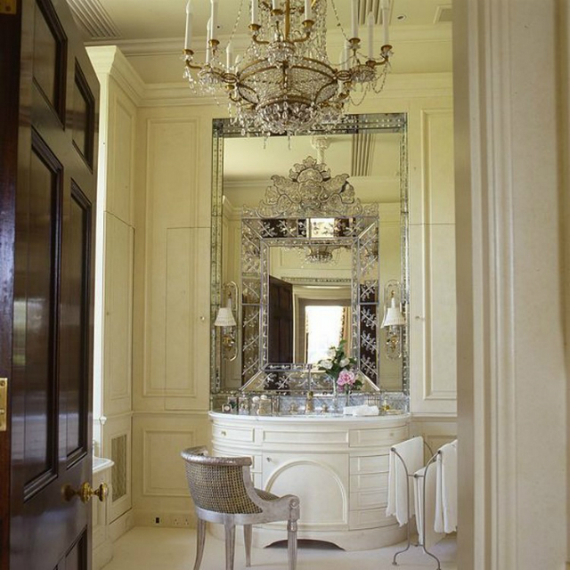 s-Most-Luxurious-Bathrooms-In-The-World7